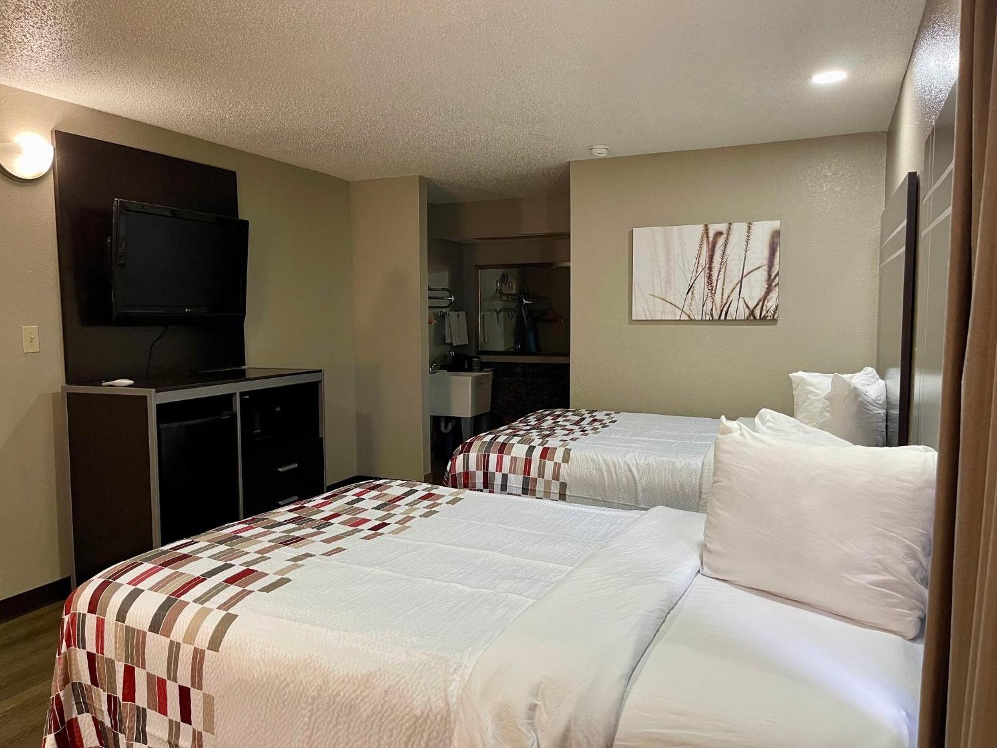 Red Roof Inn & Suites Jackson - Richland Zewnętrze zdjęcie