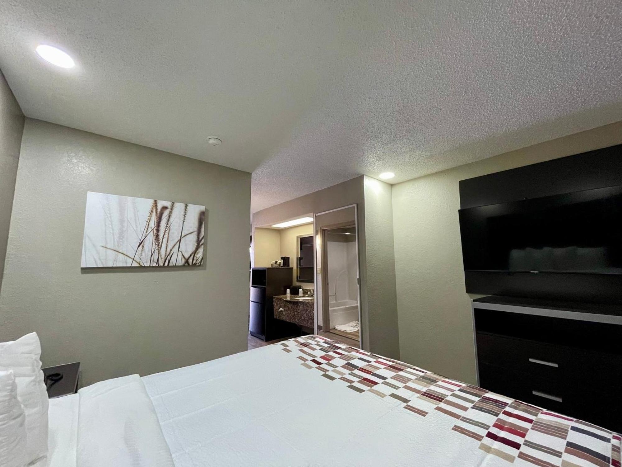 Red Roof Inn & Suites Jackson - Richland Zewnętrze zdjęcie