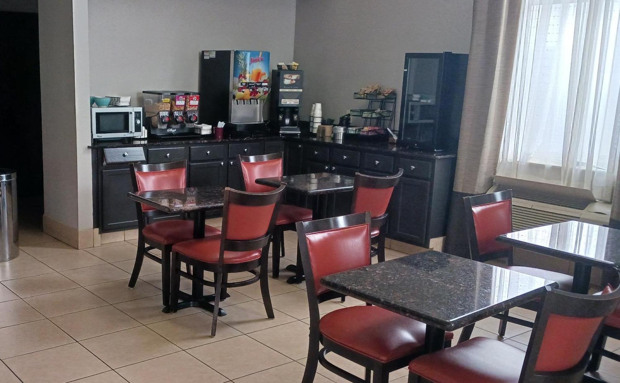 Red Roof Inn & Suites Jackson - Richland Zewnętrze zdjęcie