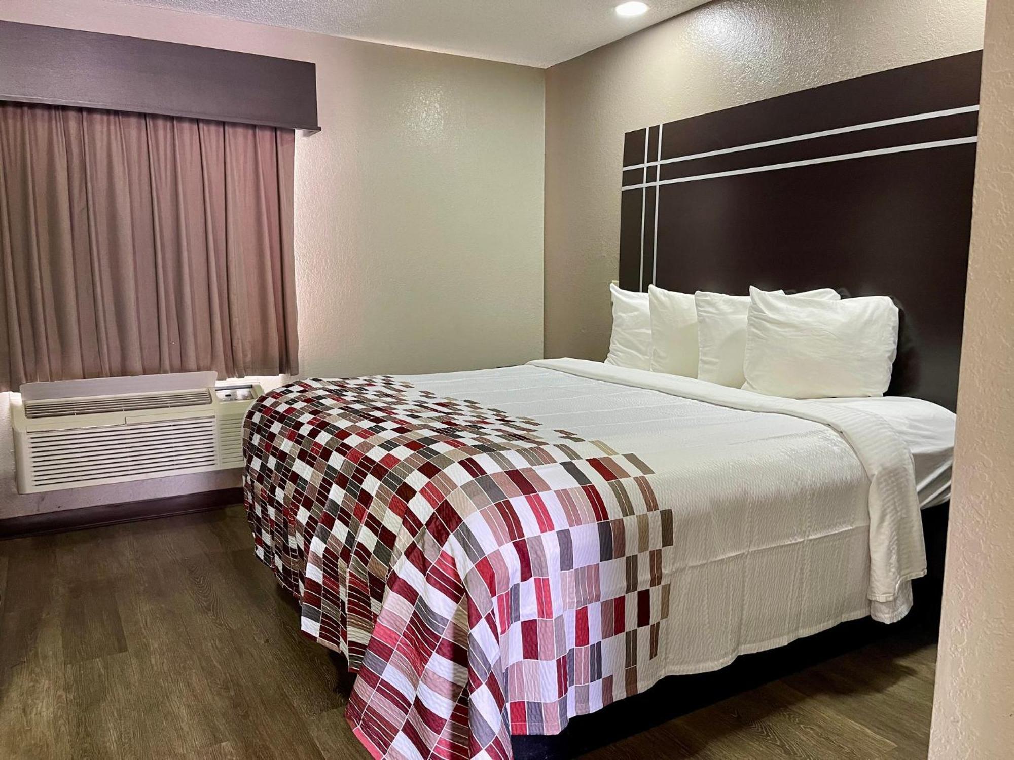 Red Roof Inn & Suites Jackson - Richland Zewnętrze zdjęcie