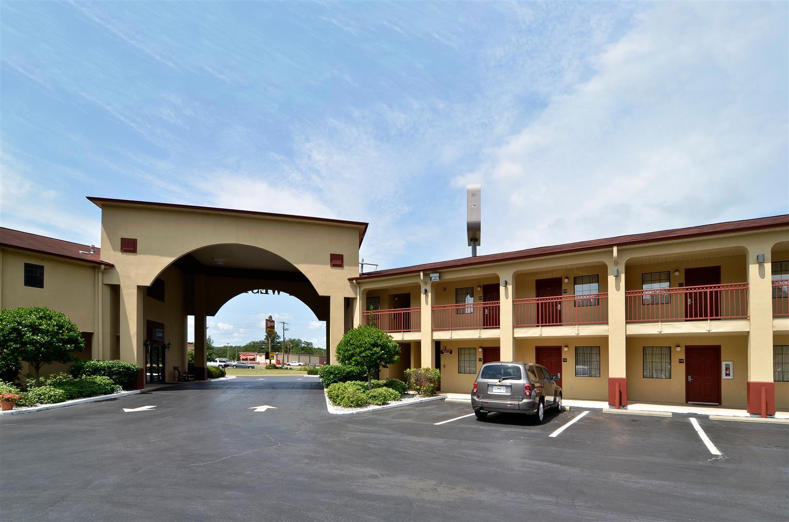 Red Roof Inn & Suites Jackson - Richland Zewnętrze zdjęcie