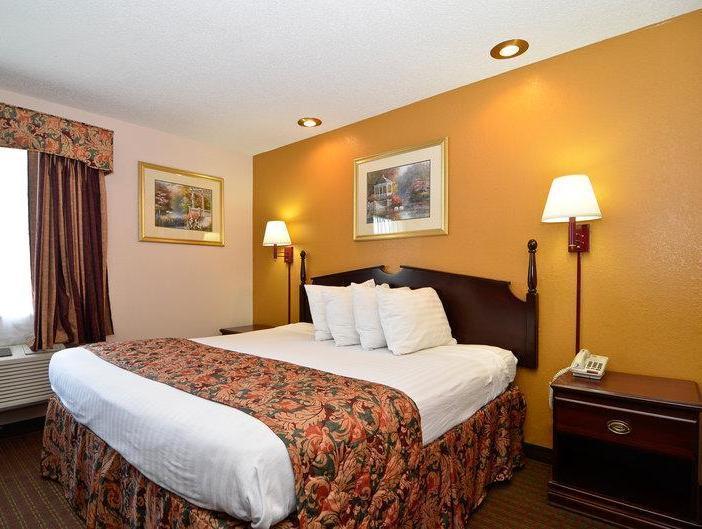Red Roof Inn & Suites Jackson - Richland Zewnętrze zdjęcie